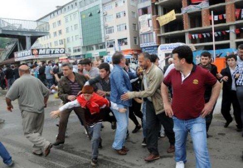 Başbakan Erdoğan'ın Hopa mitingi öncesi olay 