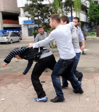 Başbakan Erdoğan'ın Hopa mitingi öncesi olay 