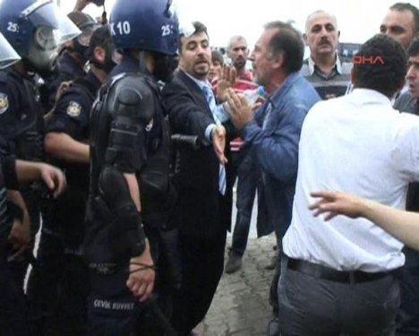 Başbakan Erdoğan'ın Hopa mitingi öncesi olay 