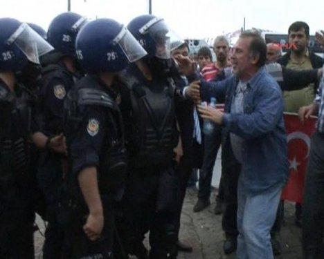 Başbakan Erdoğan'ın Hopa mitingi öncesi olay 