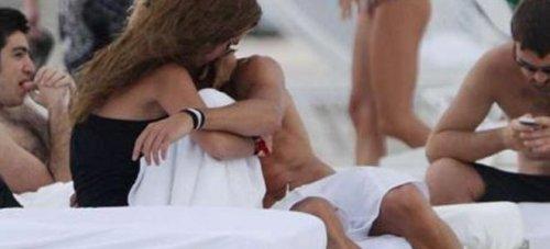 Forlan sevgilisiyle tatilde