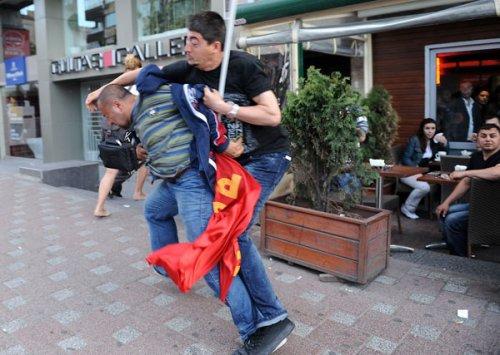 Mecidiyeköy'de Hopa protestosu - Resim 17