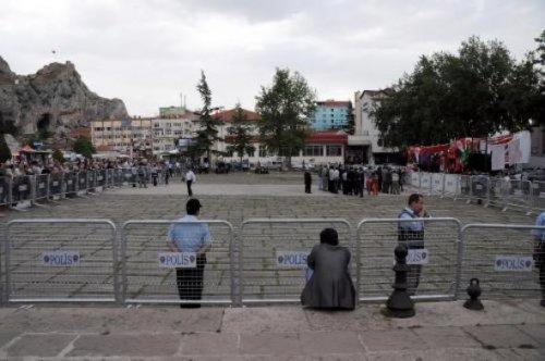 Mitingine 34 kişi katıldı 