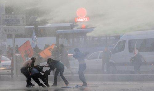 Mecidiyeköy'de Hopa protestosu - Resim 1