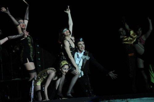 Ata Demirer'in annesi Özge Borak'ı sahnede izledi 