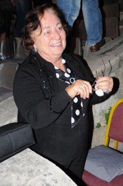 Ata Demirer'in annesi Özge Borak'ı sahnede izledi 