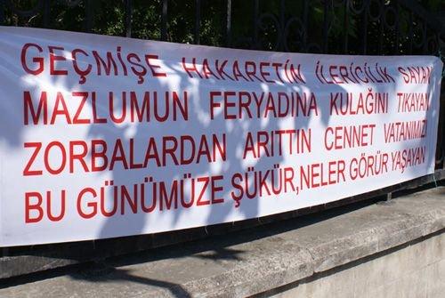 AKP'nin Kazlıçeşme mitingindeki pankartları - Resim 8