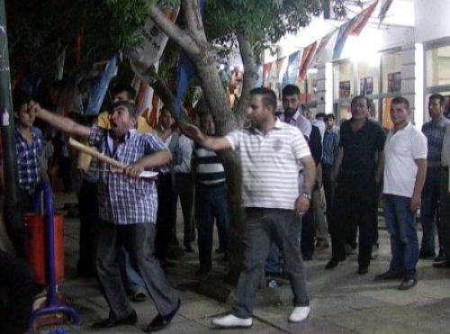 Mardin'de Ak Parti ve BDP'liler arasında kavga - Resim 1