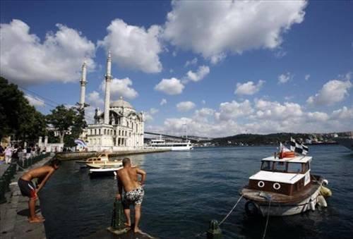 Reuters objektifinden İstanbul'da hayat - Resim 3