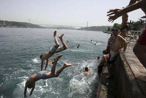 Reuters objektifinden İstanbul'da hayat - Resim 28
