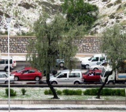 Haziran Ankara'sında kış görüntüleri