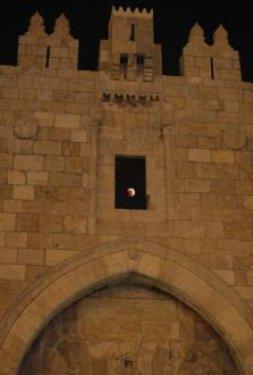 Dünyadan ay tutulması manzaraları