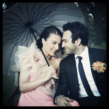 Burcu Kara ve  Buğra Gülsoy nişanlandı