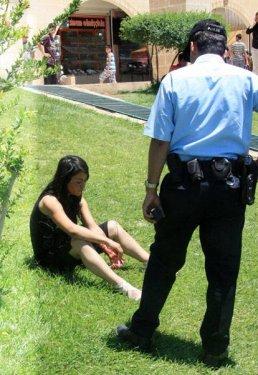 Jiletçi kızlar dehşet saçtı 