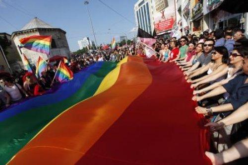 Taksim'de eşcinsel yürüyüşü - Resim 14