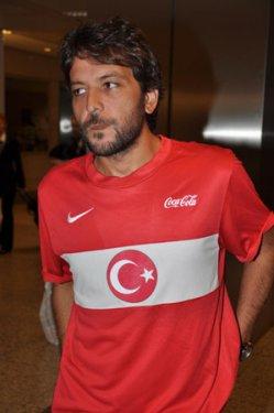 Atatürk Havalimanı'nda Nihat Doğan çılgınlığı