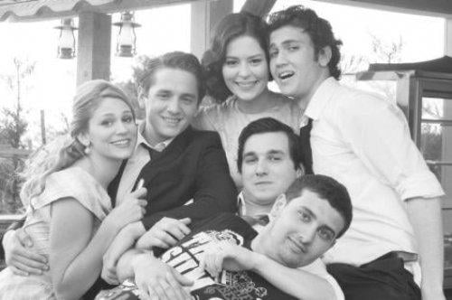 Öyle Bir Geçer Zaman ki'nin final günü kamera arkası