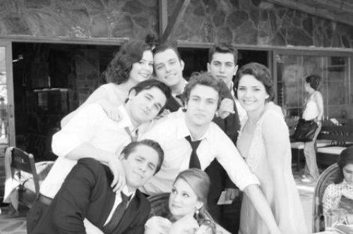 Öyle Bir Geçer Zaman ki'nin final günü kamera arkası