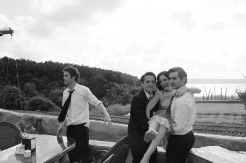 Öyle Bir Geçer Zaman ki'nin final günü kamera arkası