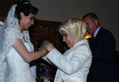 Devletin zirvesini buluşturan nikah