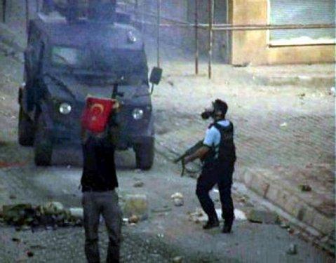 Silopi'de Hatip Dicle protestosu