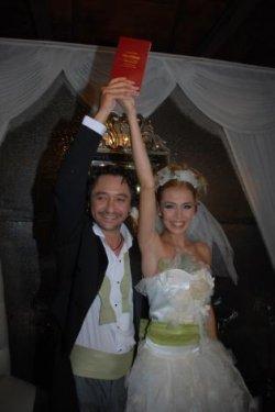 Yahşi Cazibe'nin Barış’ı Gökçe Özyol evlendi