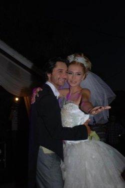 Yahşi Cazibe'nin Barış’ı Gökçe Özyol evlendi