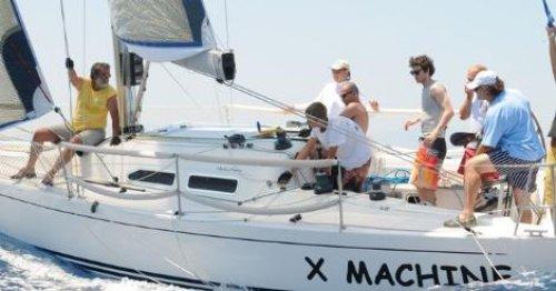 Fameous Cup 2011 - Resim 1