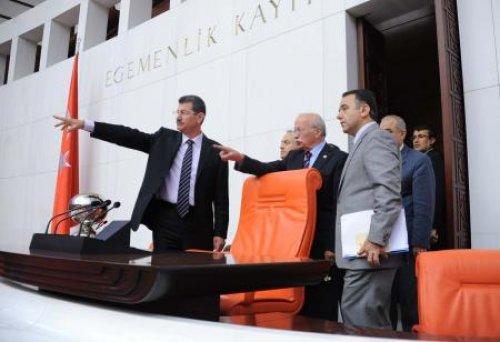 Oktay Ekşi 51 yıl sonra Meclis'te - Resim 3