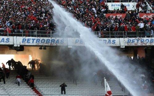 River Plate küme düştü