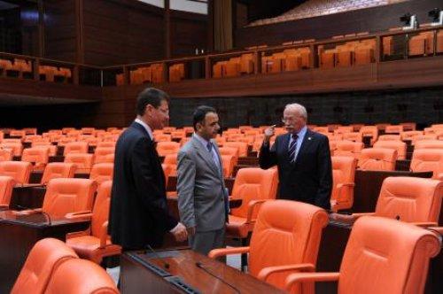 Oktay Ekşi 51 yıl sonra Meclis'te - Resim 4