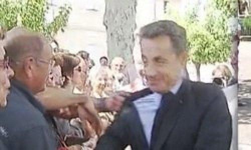 Sarkozy saldırıya uğradı - Resim 1