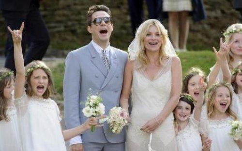 Kate Moss The Kills'in gitaristi Jamie Hince ile evlendi - Resim 17
