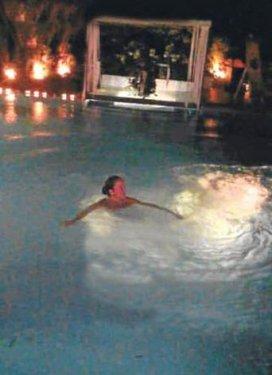 Ayşe Özyılmazel ve Ali Taran'ın düğününden kareler