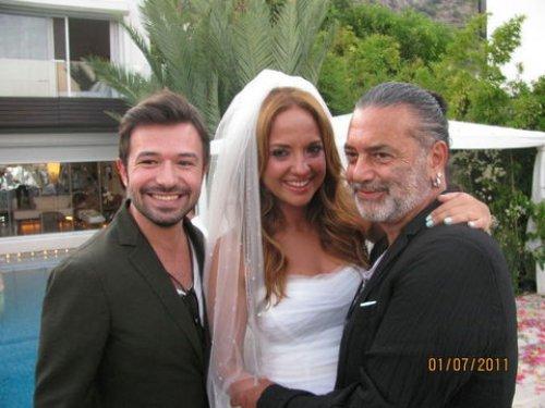 Ayşe Özyılmazel ve Ali Taran'ın düğününden kareler