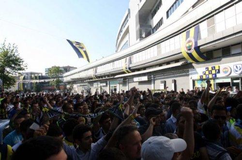Fenerbahçe taraftarından Aziz Başkan'a tam destek - Resim 6