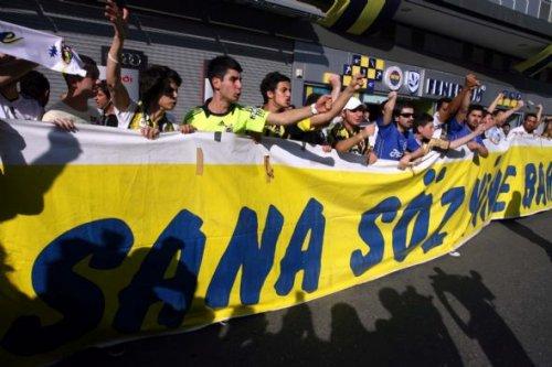 Fenerbahçe taraftarından Aziz Başkan'a tam destek - Resim 2