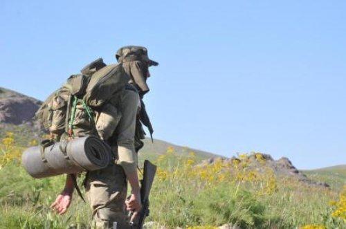 Mehmetçik kaçan teröristlerin peşinde