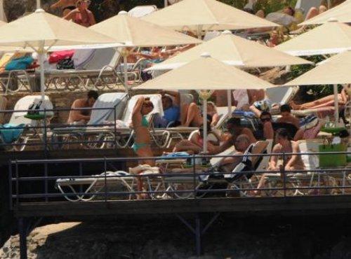 Ali Taran ve Ayşe Özyılmazel balayında