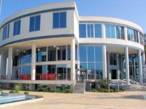 Vakıf Üniversiteleri'nin 2011-2012 yılı dudak uçuklatan fiyatları