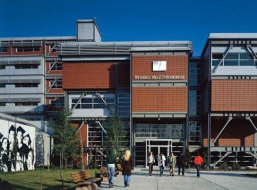 Vakıf Üniversiteleri'nin 2011-2012 yılı dudak uçuklatan fiyatları