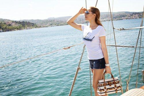 Burcu Esmersoy'un Markafoni çekimi fotoğrafları