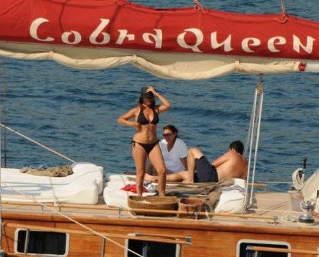 Hülya - Seda Bodrum'da