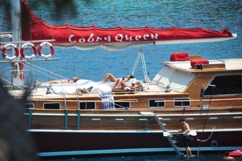 Hülya - Seda Bodrum'da