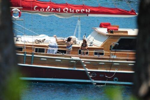 Hülya - Seda Bodrum'da