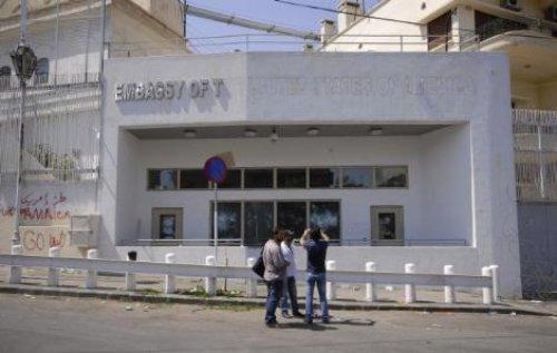Esad yanlıları ABD elçiliğine saldırdı - Resim 1