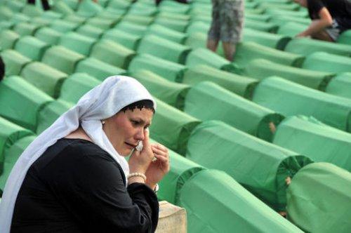 Srebrenitsa soykırımının 16. yılı