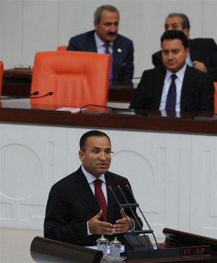 CHP iki hafta sonra yemin ediyor