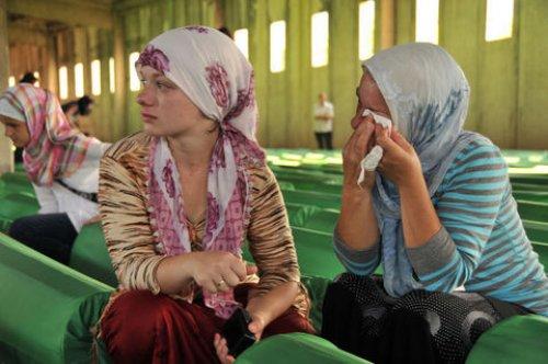 Srebrenitsa soykırımının 16. yılı