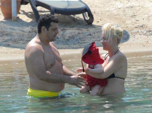 Yeliz Yeşilmen'in ailece tatil keyfi - Resim 7